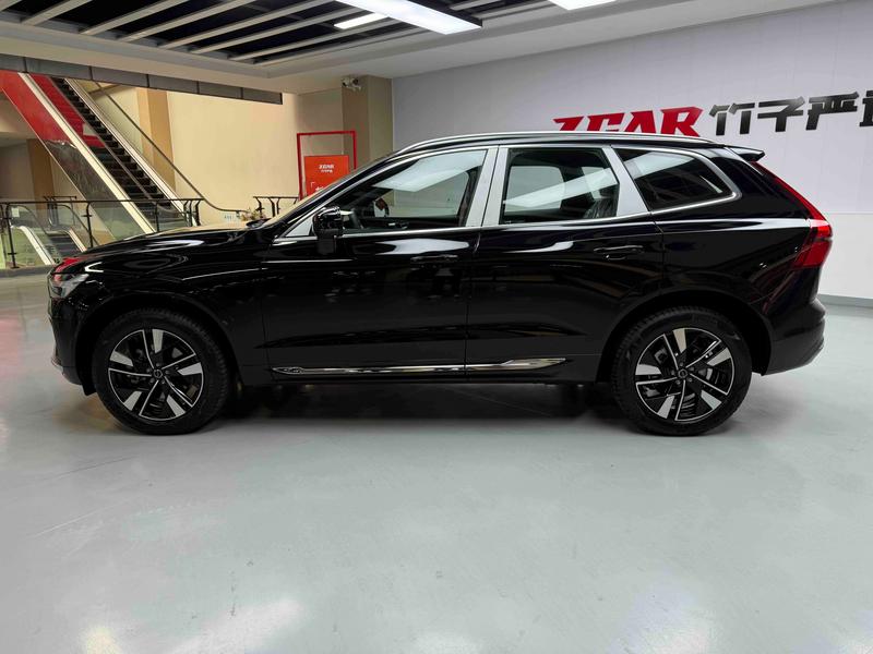 Volvo XC60, 2025 — фото 4 из 12