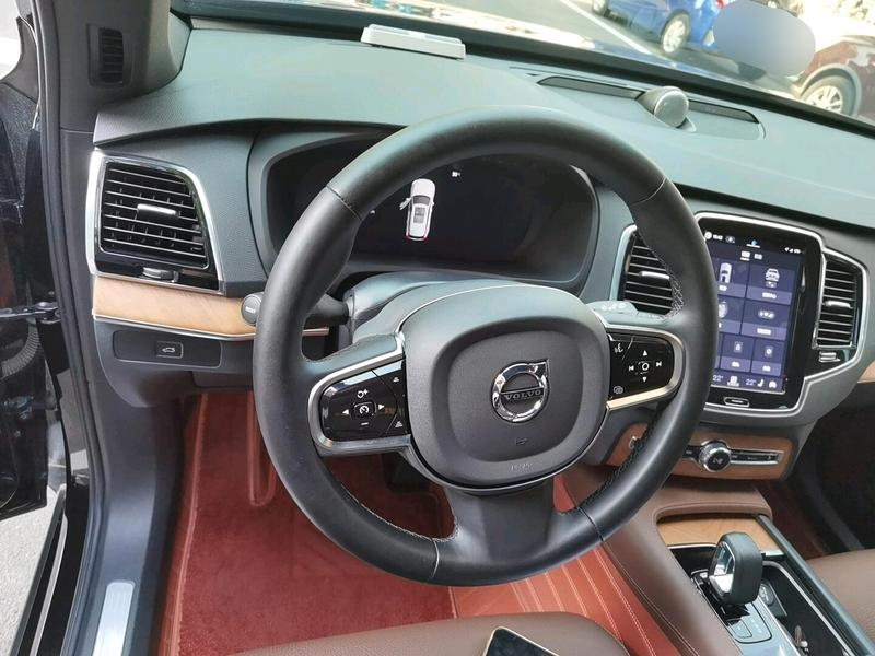 Volvo XC90, 2024 — фото 7 из 12