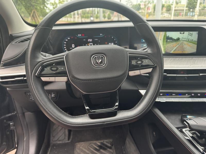 Changan Eado Plus, 2022 — фото 8 из 11