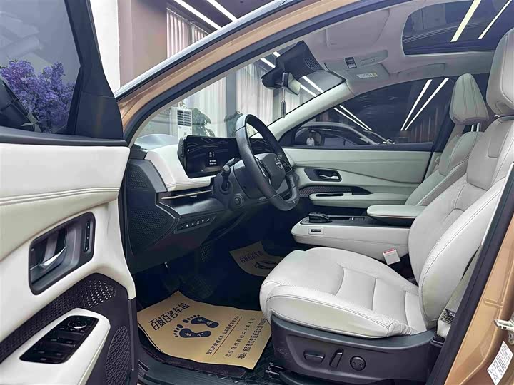 Nissan Ariya EV, 2023 — фото 9 из 9