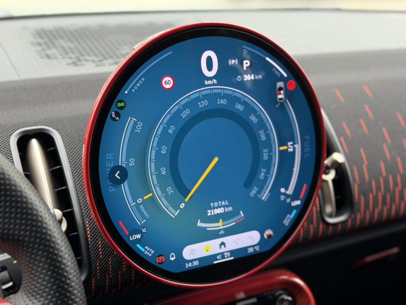 Mini Countryman JCW, 2025 — фото 10 из 12