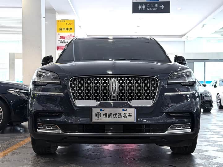 Lincoln Aviator, 2021 — фото 2 из 9