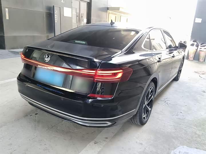 Volkswagen Passat, 2023 — фото 5 из 9