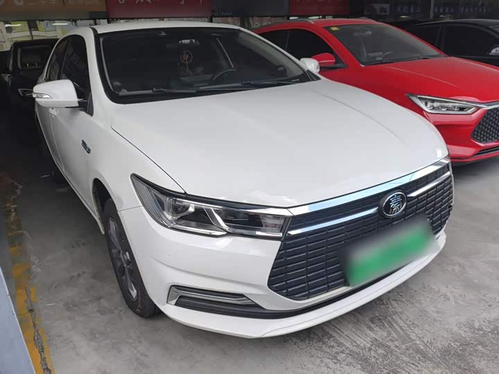 BYD Qin EV, 2022 — фото 4 из 9