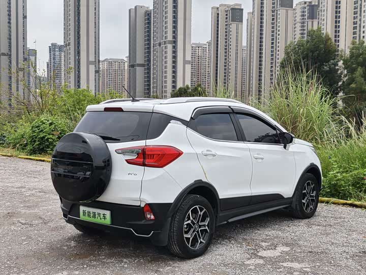 BYD Yuan Pro, 2021 — фото 8 из 9