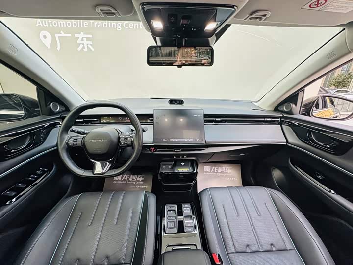 Honda e:NP2, 2025 — фото 6 из 9