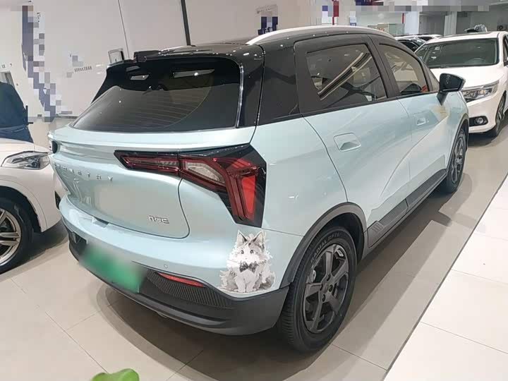 Geely Geometry E Firefly, 2022 — фото 5 из 9
