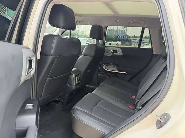 BYD FangChengBao Titanium 3 (Tai 3), 2025 — фото 6 из 9
