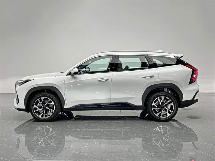 Geely Atlas L, 2026 — фото 3 из 9