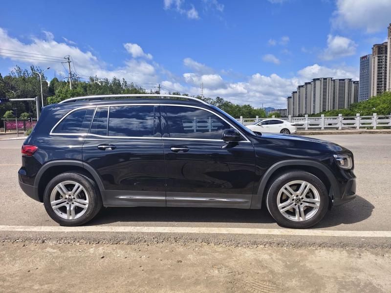 Mercedes-Benz GLB-Class, 2023 — фото 7 из 12