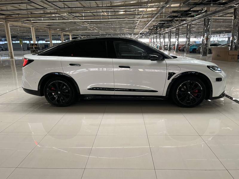 BAIC Arcfox Alpha S, 2023 — фото 6 из 10