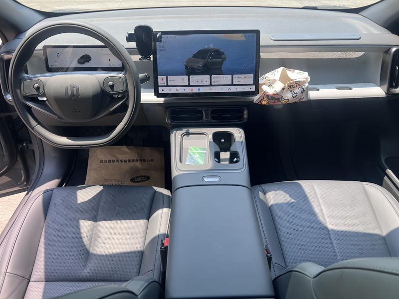Leapmotor Lafa5, 2026 — фото 7 из 10