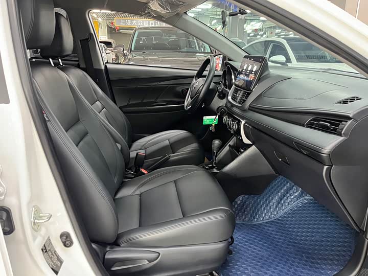 Toyota Yaris L Hatchback, 2022 — фото 9 из 9