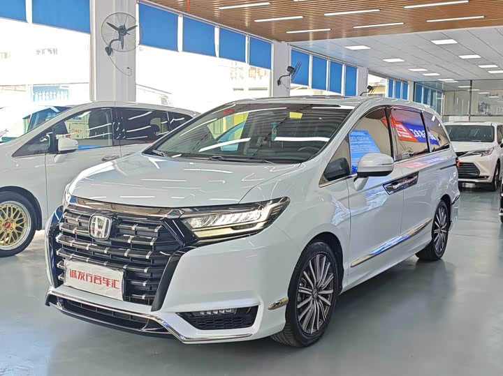 Honda Elysion, 2024 — купить в Москве под ключ