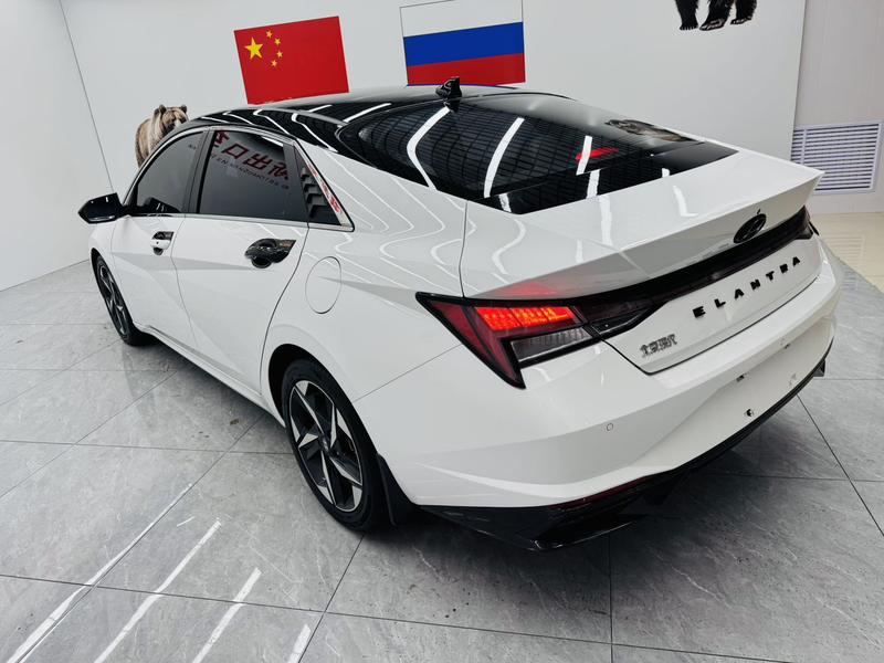 Hyundai Elantra N line, 2023 — фото 4 из 12