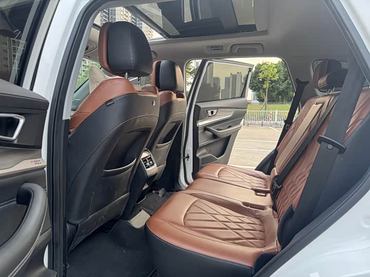 Chery Tiggo 8, 2022 — фото 8 из 9