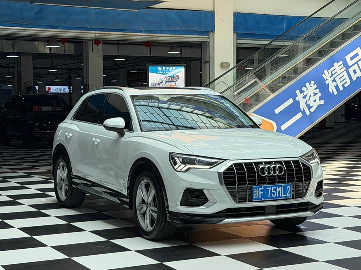 Audi Q3, 2022 — фото 3 из 9