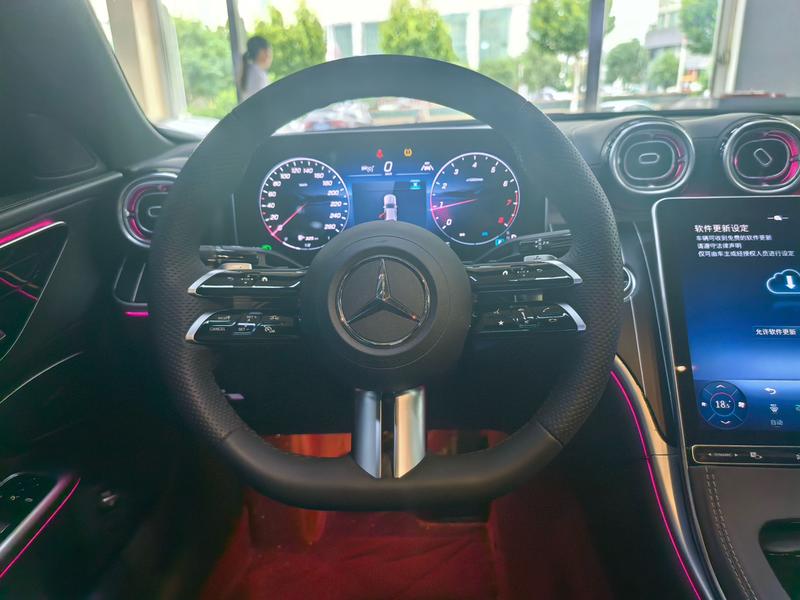 Mercedes-Benz C-Class, 2024 — фото 7 из 10