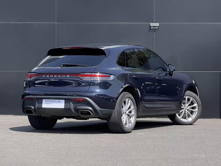 Porsche Macan, 2022 — фото 2 из 9