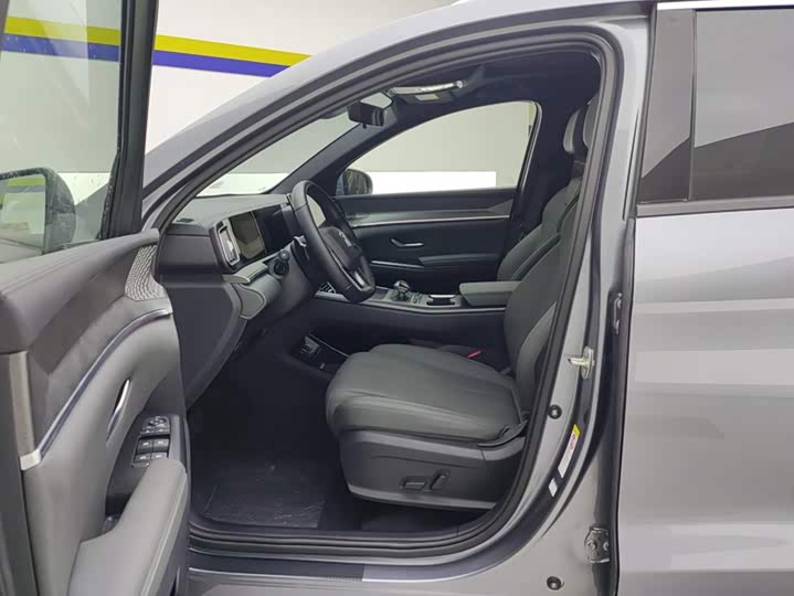 BYD Song Pro Hybrid, 2025 — фото 9 из 9
