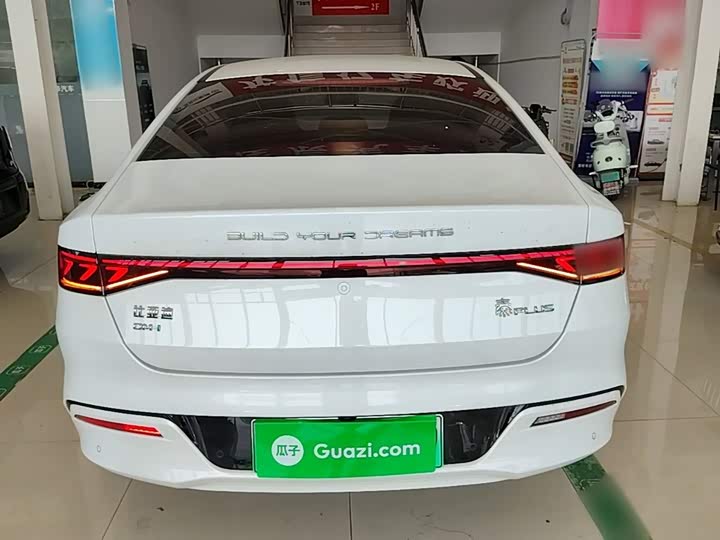 BYD Qin Plus, 2024 — фото 6 из 9