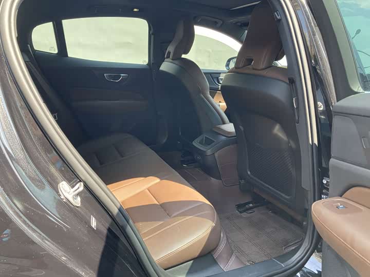 Volvo S60, 2024 — фото 9 из 9