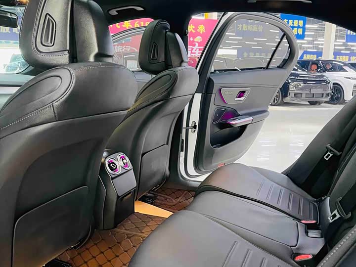 Mercedes-Benz C-Class, 2024 — фото 8 из 9