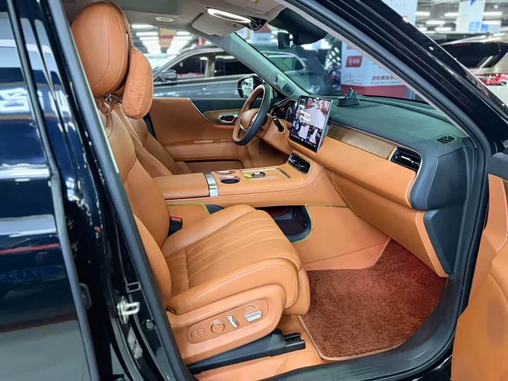 GAC Trumpchi S9, 2025 — фото 8 из 9