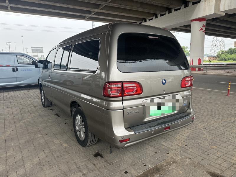 Dongfeng Forthing Lingzhi M5 EV, 2025 — фото 4 из 11