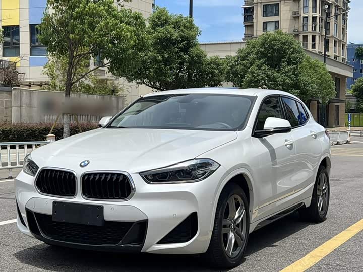 BMW X2, 2022 — фото 2 из 9