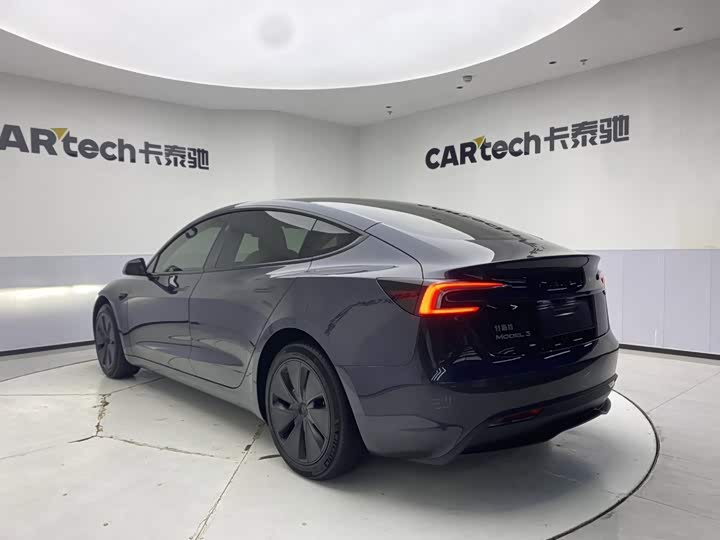 Tesla Model 3, 2024 — фото 7 из 9