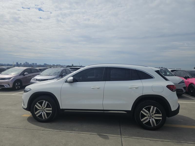 Mercedes-Benz EQA, 2023 — фото 3 из 10