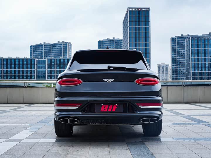 Bentley Bentayga, 2022 — фото 5 из 9