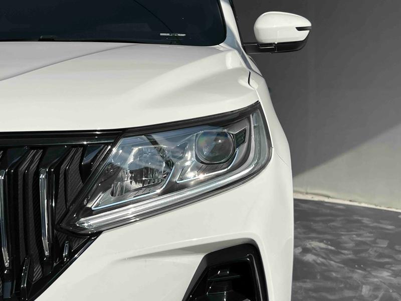 Geely Vision X6, 2022 — фото 8 из 12
