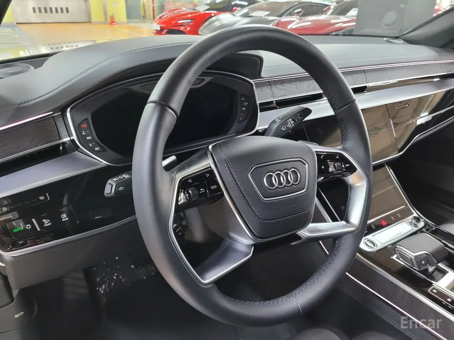 Audi A8, 2023 — фото 12 из 12