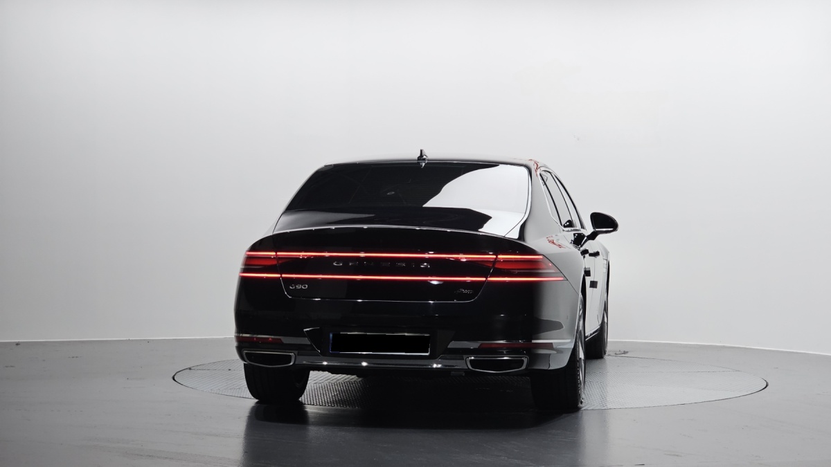 Genesis G90, 2023 — фото 4 из 12