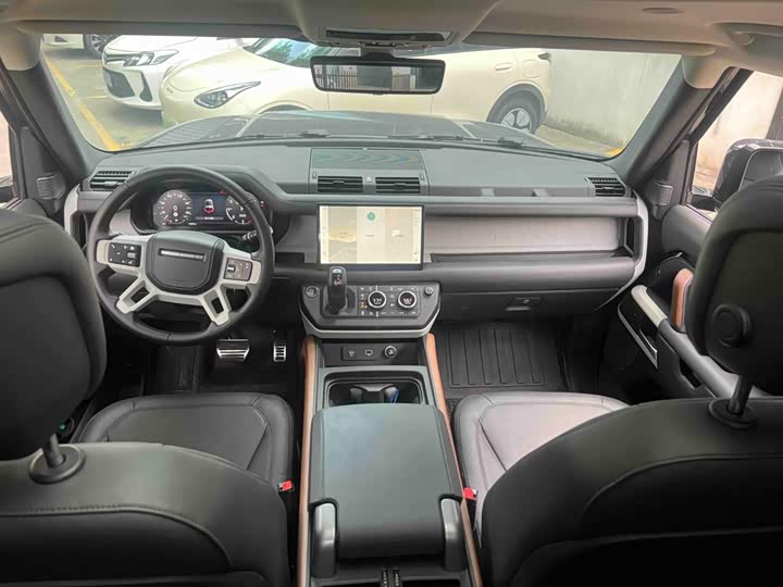 Land Rover Defender, 2023 — фото 3 из 5