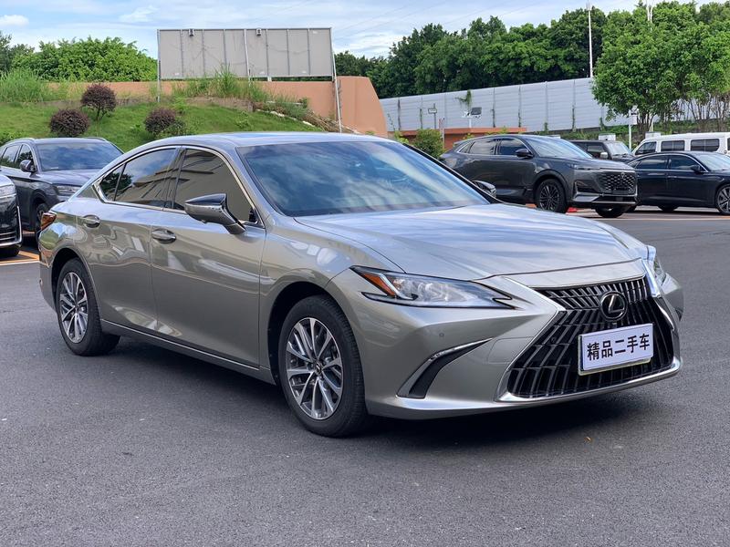 Lexus ES, 2023 — фото 3 из 12