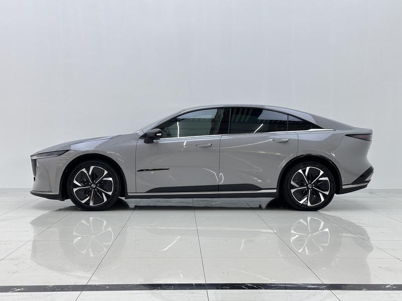 Mazda EZ-6, 2024 — фото 4 из 12