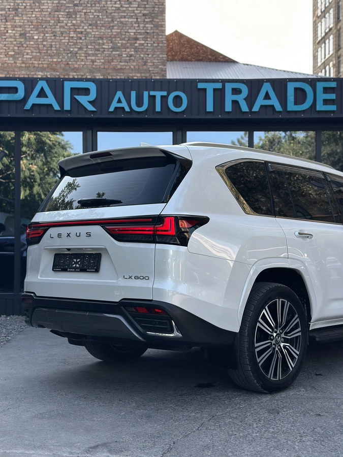 Lexus LX, 2025 — фото 5 из 11