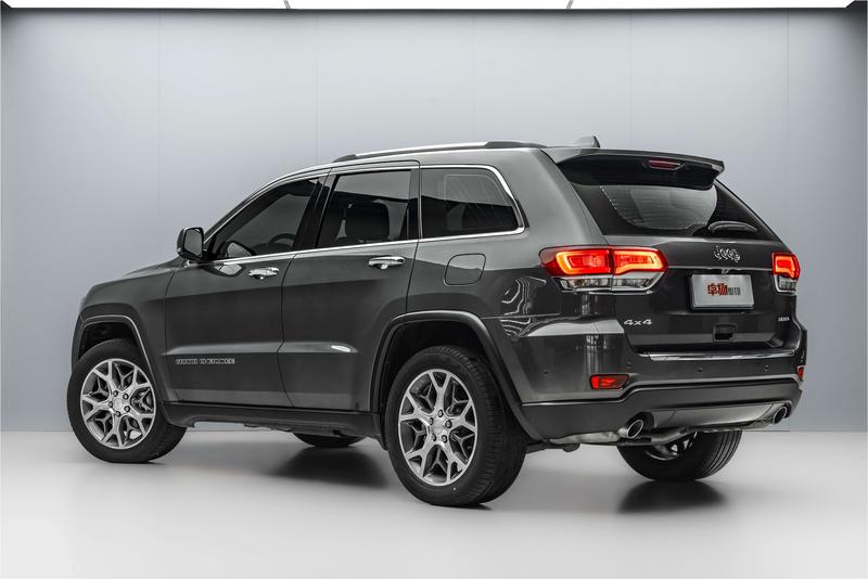 Jeep Grand Cherokee, 2023 — фото 5 из 12