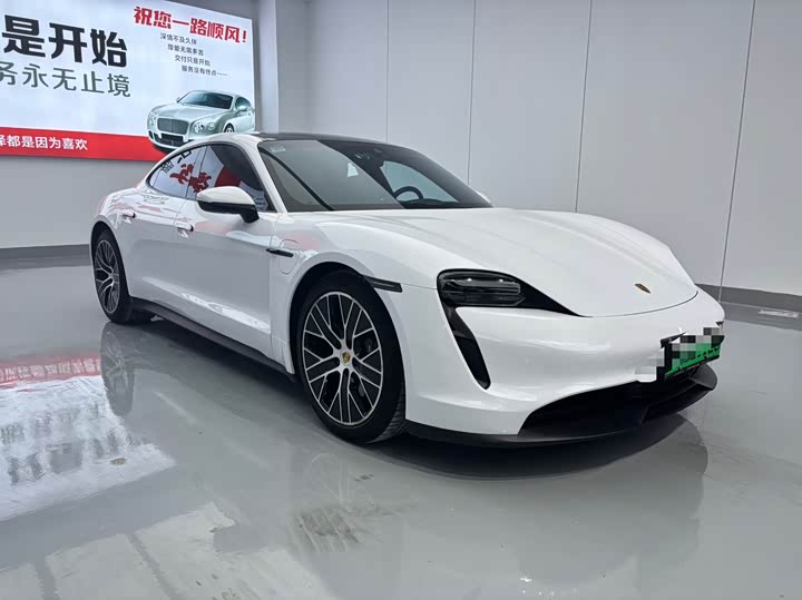 Porsche Taycan, 2022 — фото 3 из 9