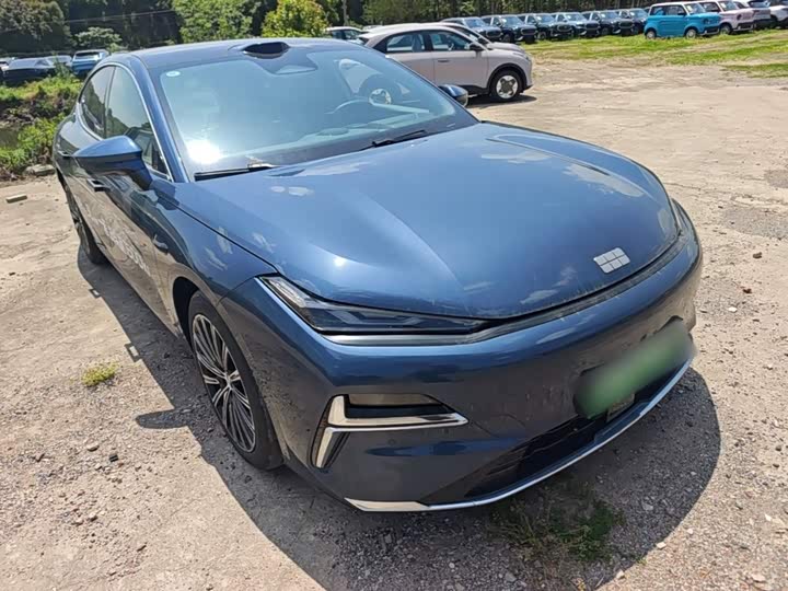 Geely Galaxy Starshine 8 EM-i, 2025 — фото 4 из 9