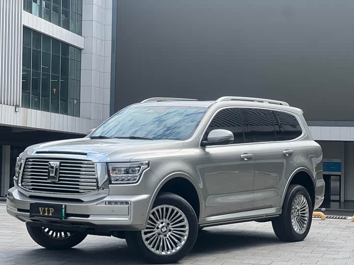 Tank 500 Hybrid, 2023 — фото 4 из 9