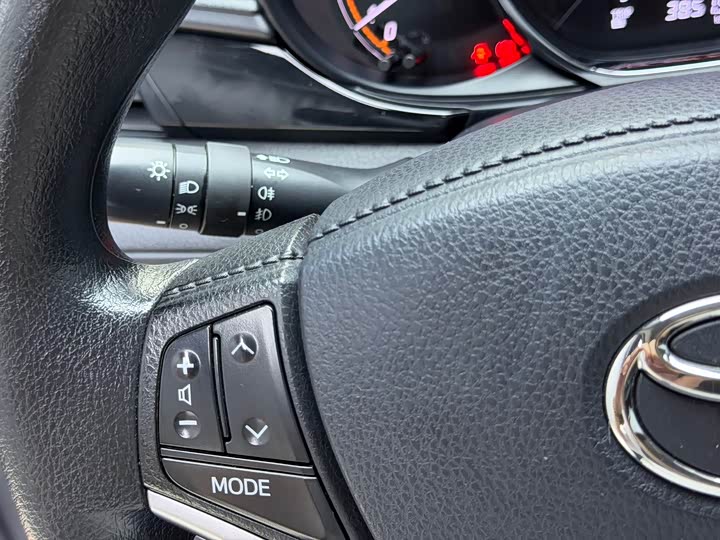 Toyota Yaris L Hatchback, 2022 — фото 9 из 9