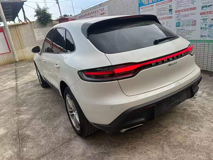 Porsche Macan, 2023 — фото 3 из 9