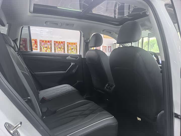 Volkswagen Tiguan L Pro, 2022 — фото 9 из 9