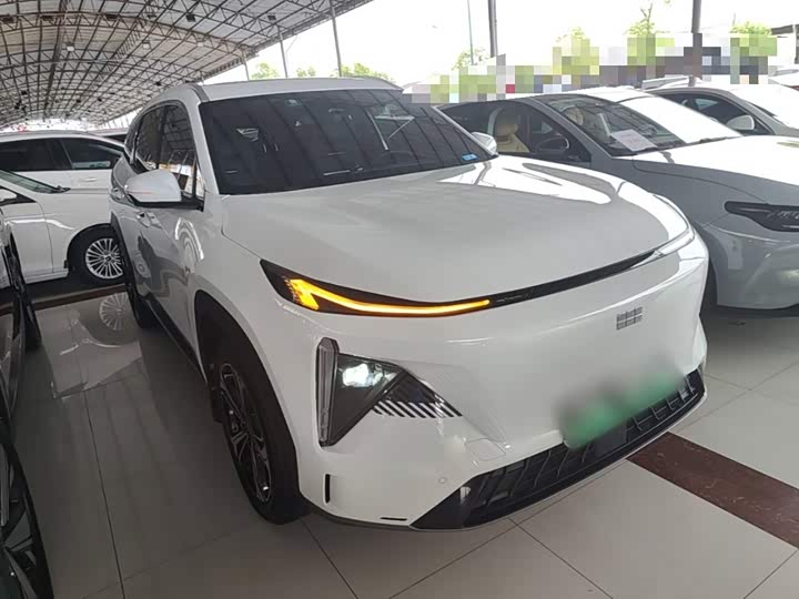Geely Galaxy L7, 2024 — фото 4 из 9