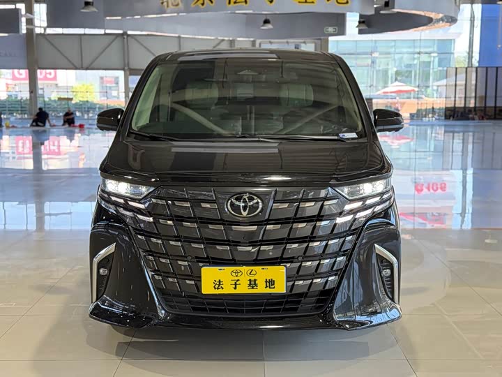 Toyota Alphard, 2026 — фото 2 из 9