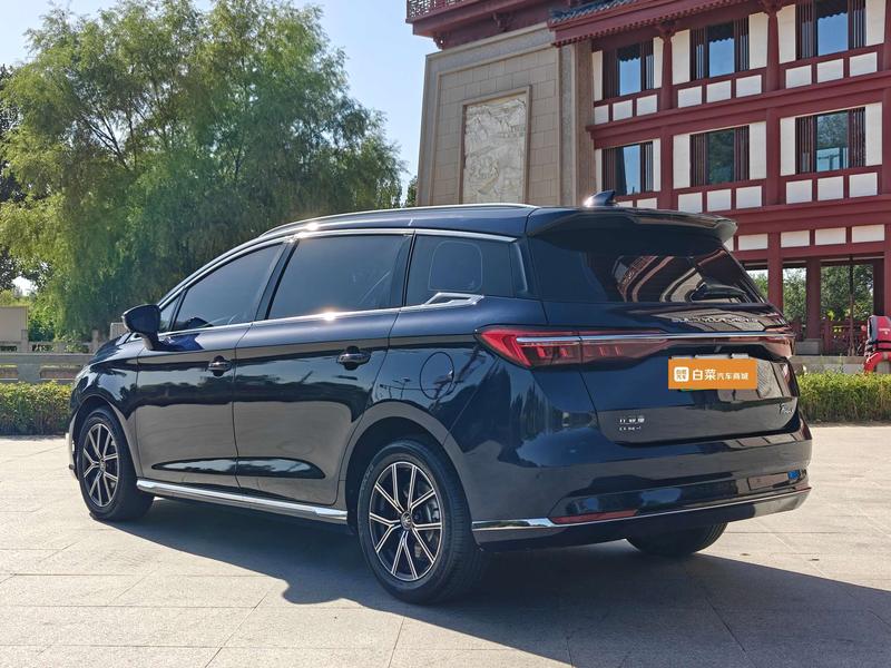 BYD Song Max Hybrid, 2021 — фото 4 из 10